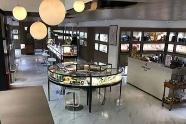 深圳市深汕佳哥鉴酒商行